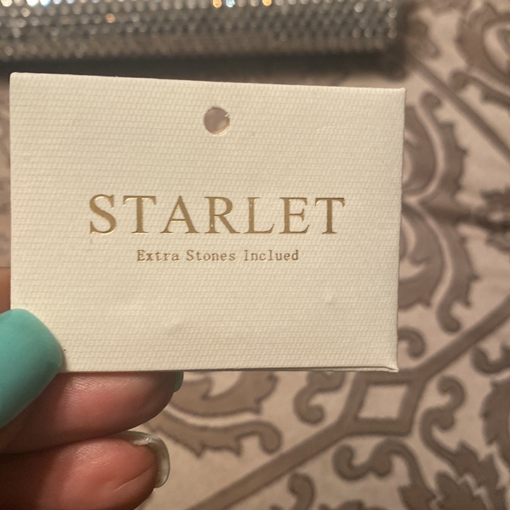 Starlet Silver Clutch - R - Picture 2 of 6